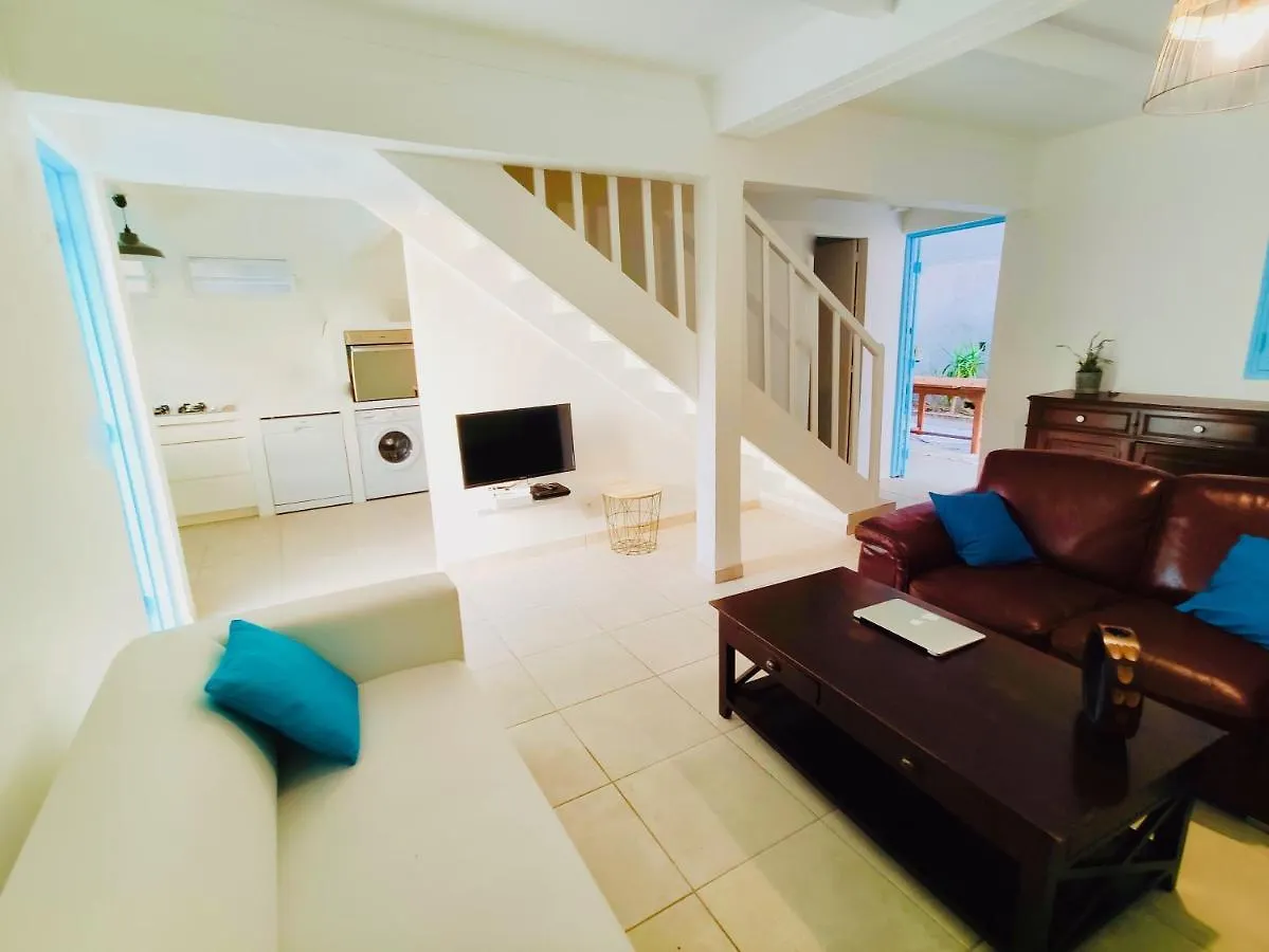 Prázdninový dům Location Maison Bleue Avec Piscine Privative Au Carbet Martinique Le Carbet Martinik